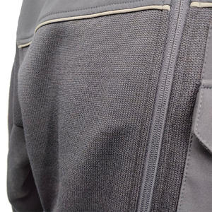 เสื้อแจ็คเก็ตยุทธวิธีแบบกำหนดเอง ชุดยูนิฟอร์มกลางแจ้ง กันลม เสื้อแจ็คเก็ตซอฟต์เชลล์สำหรับผู้ใหญ่ - Product Image 3