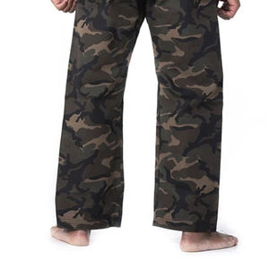 Uniforme de karaté en tissu personnalisé de haute qualité pour l'entraînement aux arts martiaux, séchage rapide, respirant, logo personnalisé sur le devant, toutes les tailles disponibles - Product Image 5