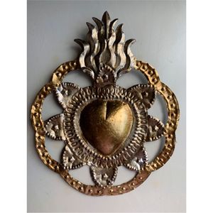 Plaque murale antique en laiton doré Sacré-Cœur |   Décoration vintage mexicaine Ex Voto Cœur enflammé |   Panneau mural catholique Milagros - Product Image 6