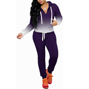 Ensemble 2 pièces personnalisé avec logo pour femme : sweat à capuche oversize et pantalon en molleton chaud en coton et polyester, taille plus - Product Image 4