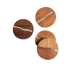 Juego de posavasos de forma redonda de madera y resina de diseño moderno a precio de venta al por mayor de fabricante indio juego de posavasos usados para fiesta de boda - Product Image 1