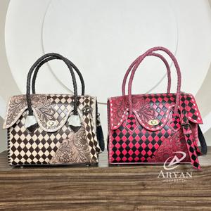 Sac fourre-tout en cuir artisanal haut de gamme, nouveau design en cuir à carreaux, sac à main avec panneau en cuir de vache unique pour femmes - Product Image 1