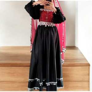 Vestidos Kuchi afganos Vintage tribales de línea A hechos a mano de alta calidad de fabricantes profesionales para mujeres disponibles a la venta - Product Image 4