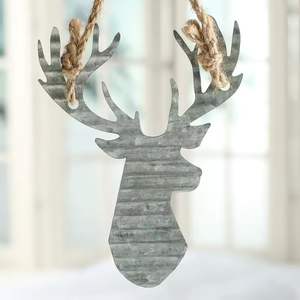 Ornement suspendu de Noël galvanisé festif idéal pour les fêtes de vacances en famille et les thèmes de décoration saisonniers - Product Image 1