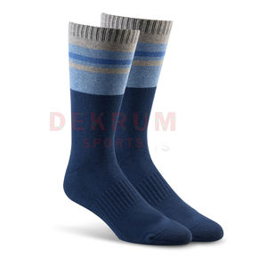 Chaussettes de sport décontractées pour hommes 2026, 100 % coton antidérapant, colorées et tendance, vente en gros - Product Image 2