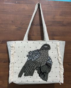 Sac fourre-tout en jute brodé style bohème Shreeya Fineries avec motif uni et ouverture supérieure pour le shopping toutes saisons - Product Image 5