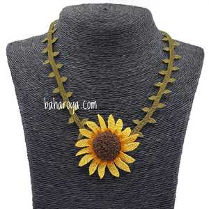 Accesorio de moda de encaje de aguja de collar XL de girasol único - Product Image 1
