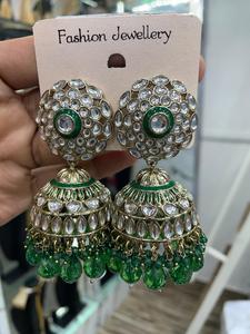 คอลเลคชั่นใหม่ล่าสุดเครื่องประดับอินเดียต่างหู Jhumka Kundan ต่างหูคอลเลกชันใหม่ล่าสุดของผู้หญิงต่างหูมีสไตล์คอลเลกชัน2024 - Product Image 6