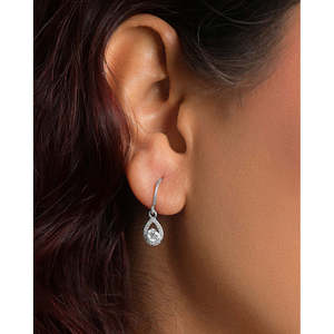 ต่างหูแฟชั่นทรงหยดน้ำสีเงินลูน่า - Product Image 4