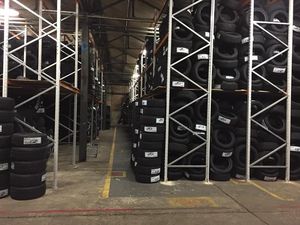 Neumáticos radiales al por mayor, entrega rápida, nueva calidad original, precio bajo, cantidad a granel, neumáticos de coche usados en stock, venta - Product Image 5