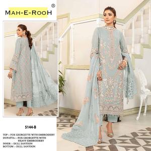 Costume pakistanais au design élégant avec broderie complexe, parfait pour les occasions festives, disponible au meilleur prix - Product Image 2