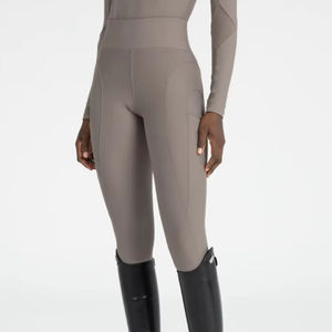 Leggings de equitación de alto rendimiento para mujer, con silicona en toda la asiento, malla ventilada, tela elástica y diseño personalizado. - Product Image 1