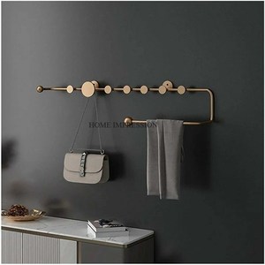 Juego de soporte de metal montado en la pared, colgador de manguera de agua de jardín de alta resistencia, ahorro de espacio, gancho de pared resistente para almacenamiento al aire libre, Color dorado - Product Image 6