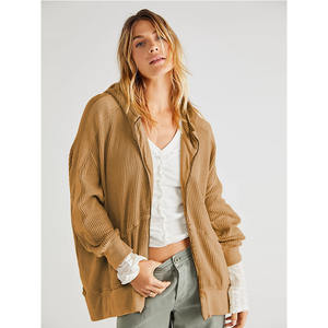 Manteau à capuche zippé personnalisé décontracté pour femmes hiver pour l'extérieur vêtements de maison Sublimation manches longues sweats à capuche pour femmes - Product Image 1