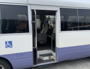 Minibus COASTER 2000 16-30 places K.K-HZB50 2WD avec accès pour personnes handicapées - Product Image 4
