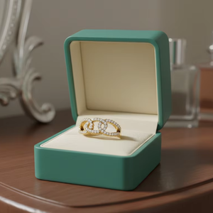 แหวนเพชรดีไซน์โมเดิร์นแบบบายพาสลูปสำหรับผู้หญิง - Product Image 5