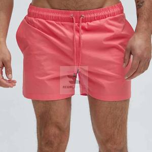 Pantalones cortos deportivos personalizados Unisex cintura elástica patrón sólido estilo casual características ecológicas bolsillos cortos para hombres al por mayor - Product Image 2