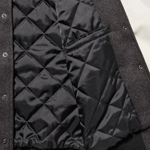 Chaqueta Deportiva de Invierno para Exteriores, Estilo Urbano con Botones Frontales, Estampado de Letras, Venta Directa de Fábrica, Cómoda Tela de Poliéster/Algodón - Product Image 6