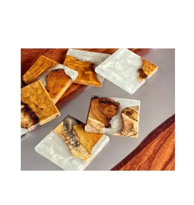 Posavasos de madera de acacia y resina para bebidas de 6 piezas Productos de gran oferta Accesorios Esteras y almohadillas posavasos de resina de madera - Product Image 5