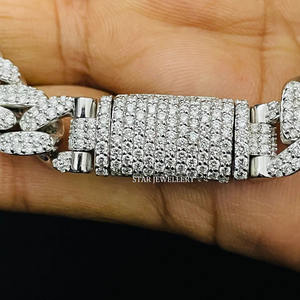 Pulsera cubana de Plata de Ley 925 de 10 MM de ancho Unisex VVS Moissanite Diamond. - Product Image 2