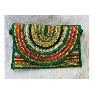 Bolso de mano bohemio hecho a mano de yute de alta calidad, borla de concha con cuentas, cierre de cremallera larga, fabricación india, moda femenina - Product Image 1