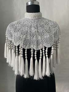 Capa con cuentas a mano de diseñador hecha a medida con cuello-Noche de lujo y estilo de alfombra roja adecuada para clientes boutique y revendedores - Product Image 2