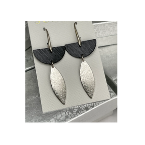 2026 petits fabricants de bijoux en laiton en Caroline du Nord boucles d'oreilles en laiton en feuille Rectangle fait à la main conception de bijoux tribaux - Product Image 2