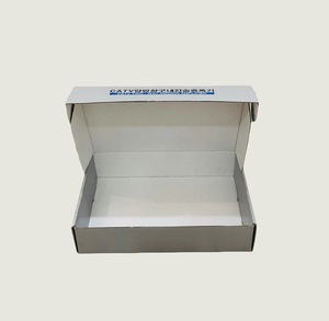 Boîtes rigides personnalisées à montage automatique à pli plat pour montres électroniques grand public Matériaux recyclés Revêtement UV Impression offset - Product Image 1