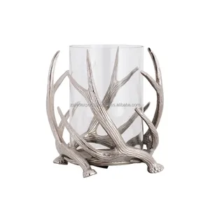 Candelabro Dorado para Velas con Acabado Antiguo, Candelabro de Estilo Clásico, Portavelas de Metal con Arco Dorado, Artículo de Regalo - Product Image 3