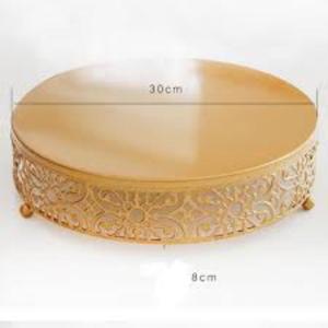 Elegante soporte de pastel de metal dorado, diseño contemporáneo con artesanía detallada para escaparate, pasteles, dulces - Product Image 5