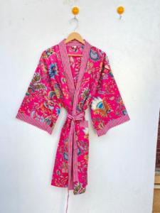 Kimono en coton à imprimé floral Robe de chambre Robe de demoiselle d'honneur Vêtements de nuit d'été Kimono court Taille unique Robe de plage à la main Coverup - Product Image 4