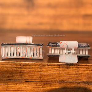 New Arrival Hot Selling Western Stylish Handmade <b>Tooled</b> <b>Engraved</b> Leather Hair Claw Clips Leather Claw Hair Accessories for Women - Product Image 4