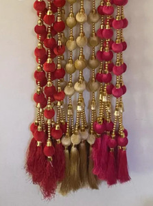 พวงมาลัยกำมะหยี่วินเทจประดับพู่ห้อย สำหรับตกแต่งฉากหลังงานแต่งงานแบบอินเดีย งานฮัลดี เมเฮนดี ซันจีต ตกแต่งผนังน้ำหนักเบา - Product Image 3