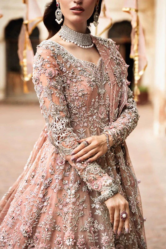 knee length dresses for ladies Sana Safinaz Winter Luxury Collection 2022 (5B) L