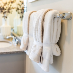 Toallas de baño para invitados Buena absorción 100% OEM Logotipo y diseño personalizados de alta calidad superior al por mayor en India - Product Image 4