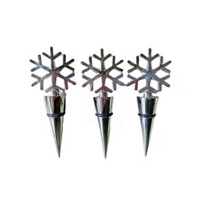 Bouchon de bouteille décoratif en métal pour accessoires de bar, économiseur de vin et de liqueur, élégant pour les mariages - Product Image 2