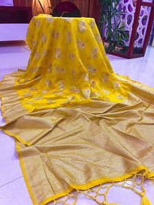 Sari Tradicional Indio Elegante y Glamuroso de Alta Demanda, en Crepé de Seda Khadi con Zari, Última Tendencia para Fiestas, el Más Vendido, Impresionante - Product Image 2