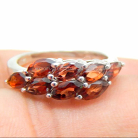 Bague élégante en argent sterling 925 plaqué argent avec pierre précieuse classique en quartz grenat de 2,57 carats, taille ovale 3x6mm, sertie en canal, pour alliances de mariage