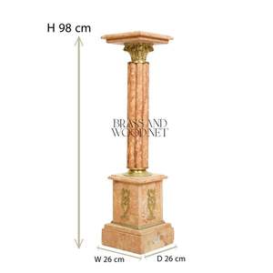 Elegante Pedestal de Mármol Rosa Salmón con Columna Acanalada y Relieve Ornamental de Latón - Product Image 6