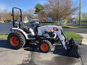 Bobca CT1025 HST automatique roue sous-compact tracteur multifonctionnel godet palette fourches caractéristiques moteur pompe boîte de vitesses roulement - Product Image 4