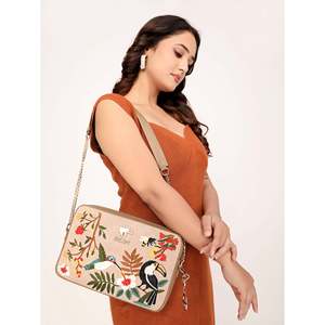 Vegan Leather Square Shape Shoulder Bag with Chain Strap and Embroidery Logo for Women Beige 1-1.9L Capacity Priglob Exim - Product Image 4