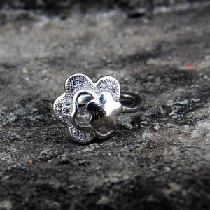 925 Solid <b>Silver</b> Floral Ring for Women Popular Art Deco Design with <b>White</b> Topaz Rhodium Plating for Weddings <b>and</b> Parties - Product Image 2