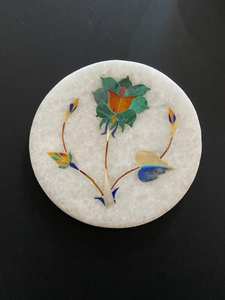 Sous-verres en marbre incrusté, pierre de malachite, lapis-lazuli, base en marbre blanc, ensemble rond vintage de luxe - Product Image 5