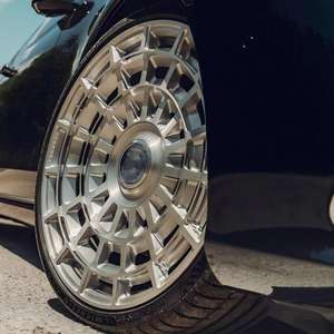 Roue de <span class=keywords><strong>voiture</strong></span> <span class=keywords><strong>Prix</strong></span> d'usine Rushed 17-26 "Auto Parts 17 18 20 21 22 Inch Polish Chrome Forged Jante pour Mercedesbenz Maybach <span class=keywords><strong>Mansory</strong></span> - Product Image 2