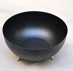 Jardinière en métal fantaisie AZOV Pots de designer de luxe faits à la main pour jardin intérieur et extérieur ainsi que pour la décoration intérieure - Product Image 4