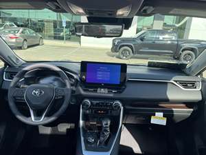 Toyota RAV4 Limited Usada de 2024 - Product Image 4