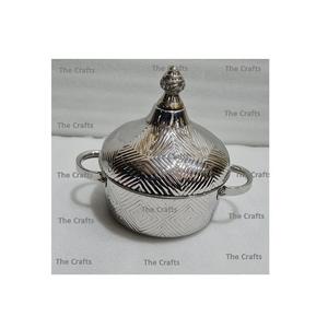 Cazuela de acero inoxidable de color plateado con perillas de latón, utensilios de cocina de forma redonda, olla caliente para servir en la India - Product Image 3