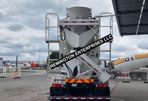 Camion malaxeur à béton Shacman L3000 8x4 2022, transmission manuelle, moteur diesel, conduite à gauche, camions à ciment d'occasion à prix abordable - Product Image 6