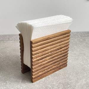 Porte-serviettes en bois pliable compact pour les fêtes et les événements assurant une organisation propre des serviettes et des feuilles de tissu - Product Image 4