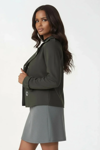 Sierra Veste à bouton-pression vert kaki pour femme épaulette, boucle de manchette détail veste saisonnière courte - Product Image 2